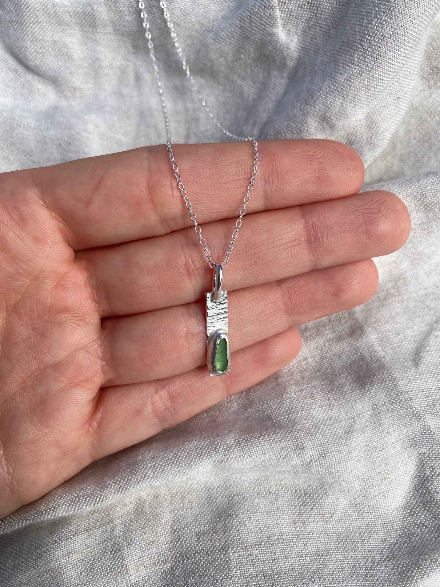 Mini Wave Necklace - Green