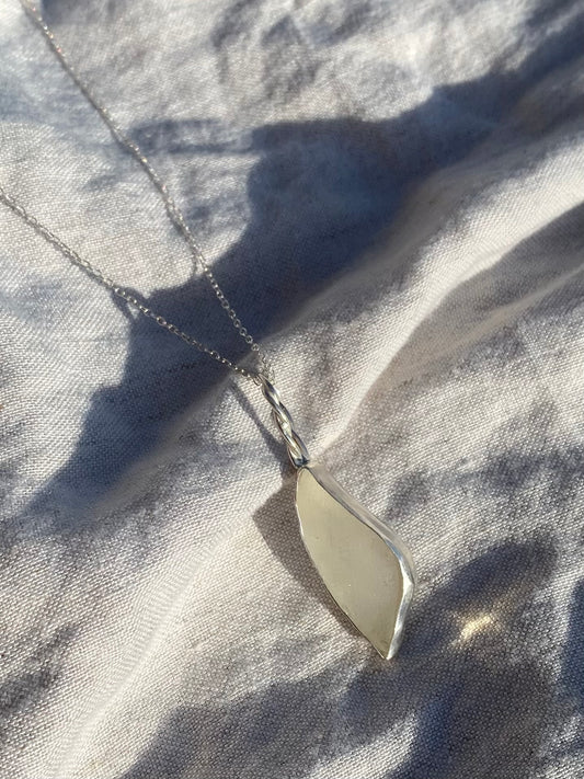 Clear seaglass twist necklace