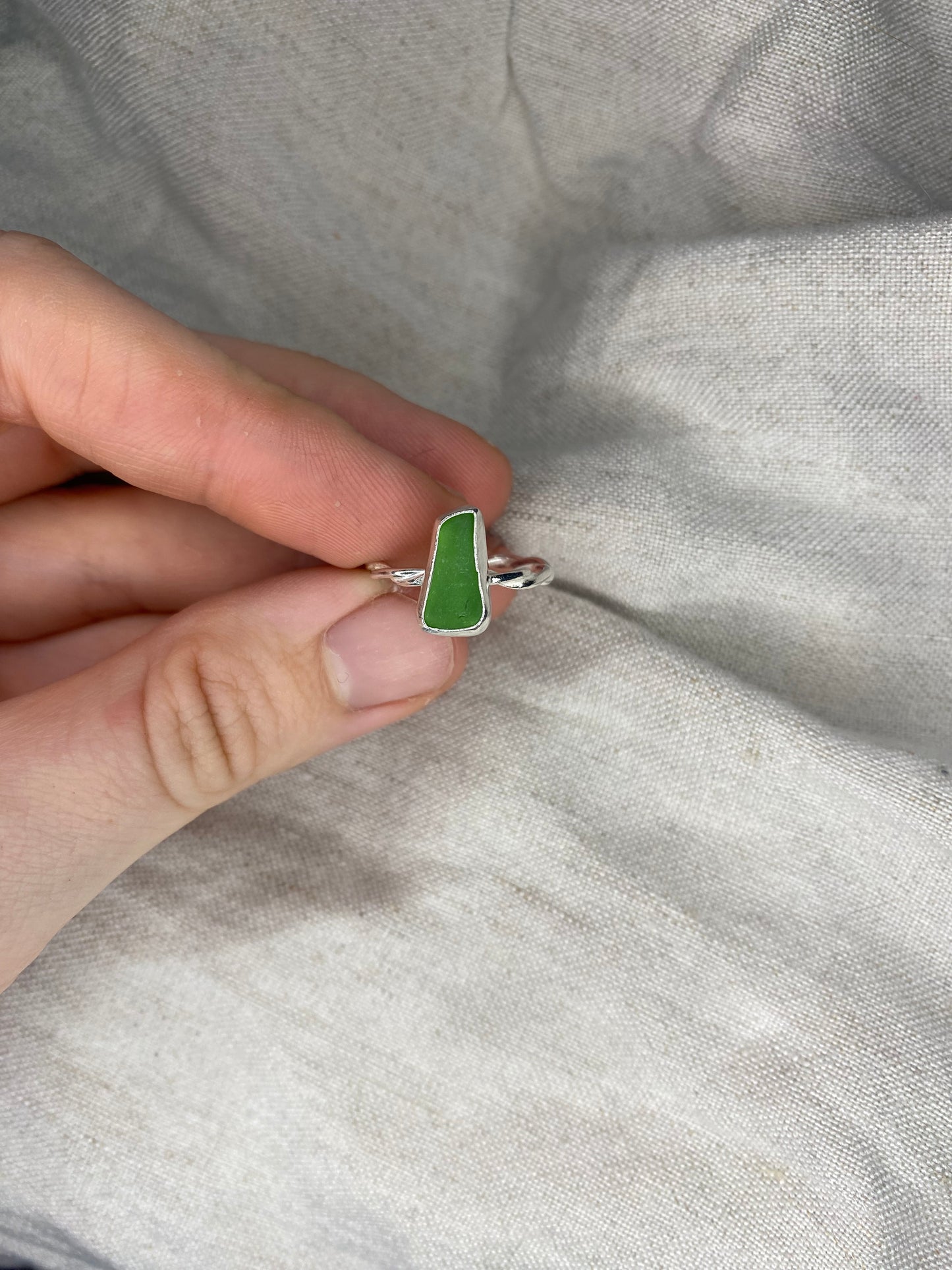Green Twist Band Ring
