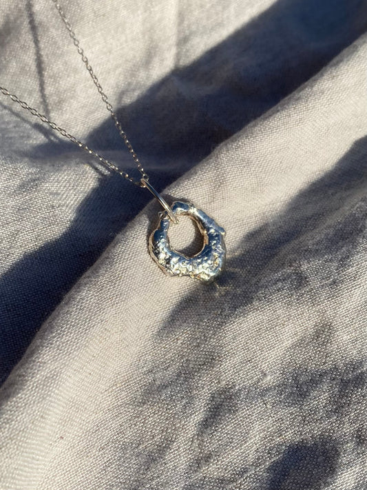 Molten necklace